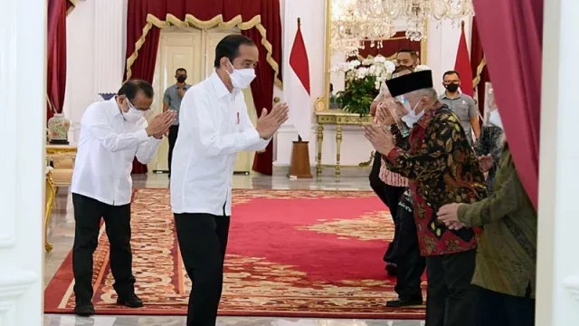 Ade Armando Skakmat Amien Rais Datang ke Istana, Jleb Banget - GenPI.co