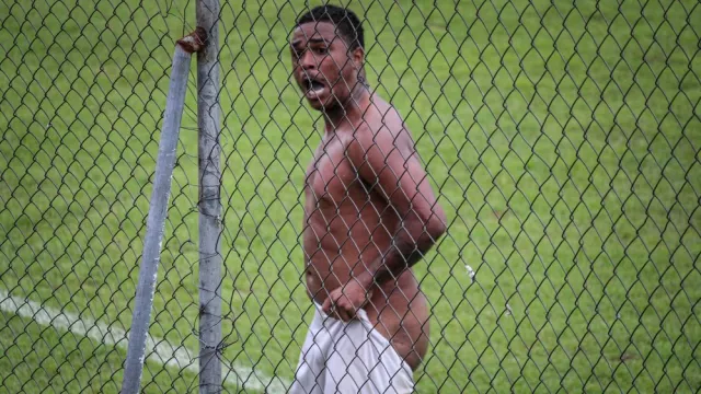 Sinting! Pemain Brasil Ini Rayakan Gol Tanpa Busana - GenPI.co