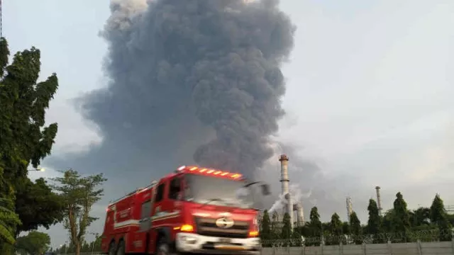 Video Mengerikan Kebakaran Indramayu dari Langit - GenPI.co