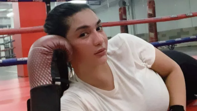Brutal di Atas Ring, Siva Aprilia Luapkan Hasrat Saat Kick Boxing - GenPI.co