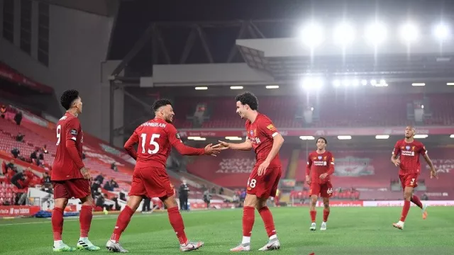 Link Live Streaming Liga Inggris: Wolves vs Liverpool - GenPI.co