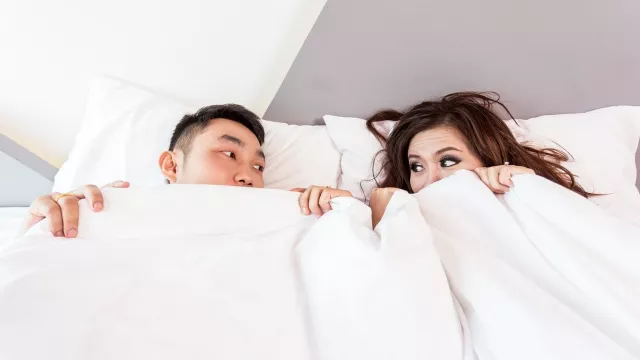 Jangan Anggap Remeh, 5 Kebiasaan Ini Bisa Bikin Suami Selingkuh - GenPI.co