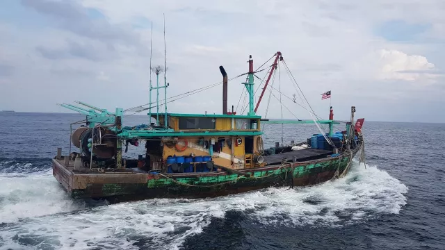 Langgar Aturan, Kapal Ikan Malaysia Ditangkap di Selat Malaka - GenPI.co