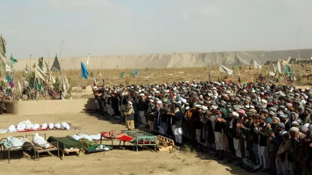 Dihantam Serangan Roket, 18 Warga Afghanistan Mati Syahid - GenPI.co