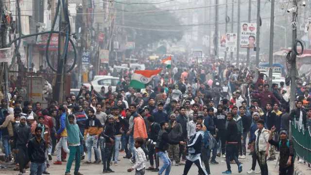 Situasi Makin Panas, Petani India Blokade Jalan Raya Nasional - GenPI.co