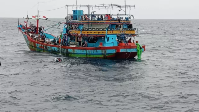 Melanggar Aturan, KKP Tahan Kapal Ikan Ilegal di Pulau Kangean - GenPI.co