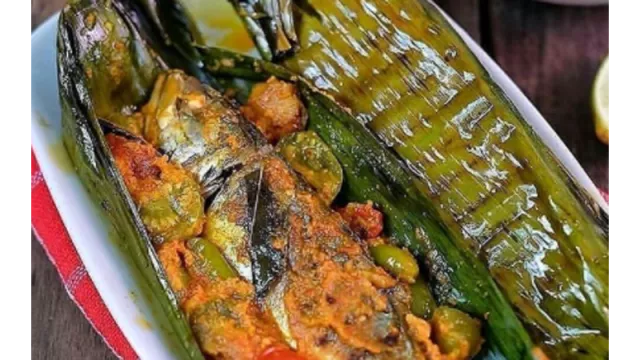 Lezat dan Tampilannya yang Menggoda, Nih Resep Pepes Ikan Kembung - GenPI.co