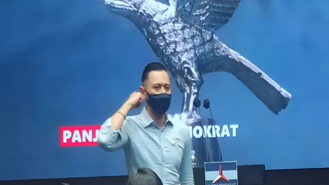 Disinggung Kasus Hambalang, Respons AHY Menggelegar, Dengarkan! - GenPI.co Disinggung Kasus Hambalang, Respons AHY Menggelegar, Dengarkan! - GenPI.co