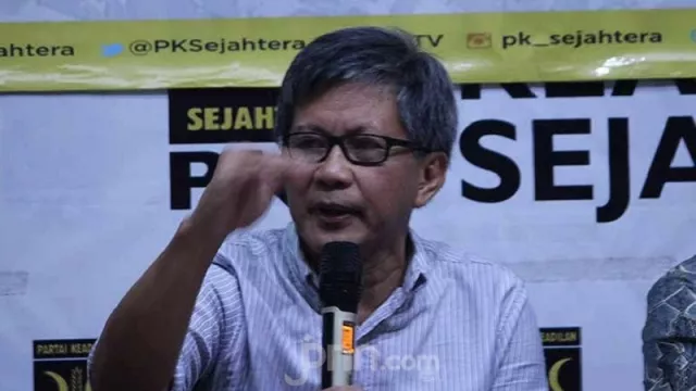 Rocky Gerung Bongkar Nasib PDIP Hingga Dinilai Gagal Kaderisasi - GenPI.co