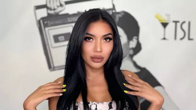 Deretan Artis Cantik Transgender, Dulunya Ganteng Banget! - GenPI.co Deretan Artis Cantik Transgender, Dulunya Ganteng Banget! - GenPI.co