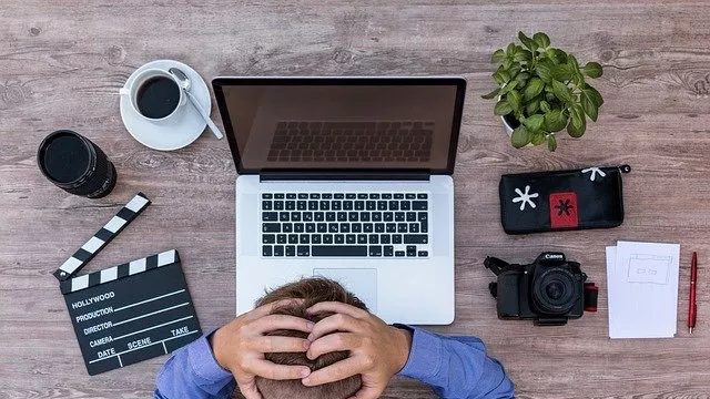 3 Cara Ampuh Mengatasi Sakit Kepala Saat Puasa, Buktikan! - GenPI.co 3 Cara Ampuh Mengatasi Sakit Kepala Saat Puasa, Buktikan! - GenPI.co
