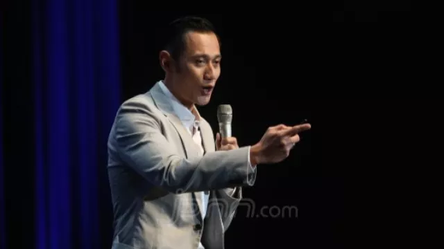 AHY Wajib Baca! Jokowi Tak Kudeta, Anggaran Museum Bagaimana? - GenPI.co
