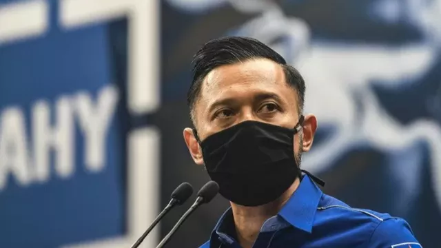 Saiful Mujani Sebut Alarm Bahaya di Demokrat, Seperti Apa?  - GenPI.co