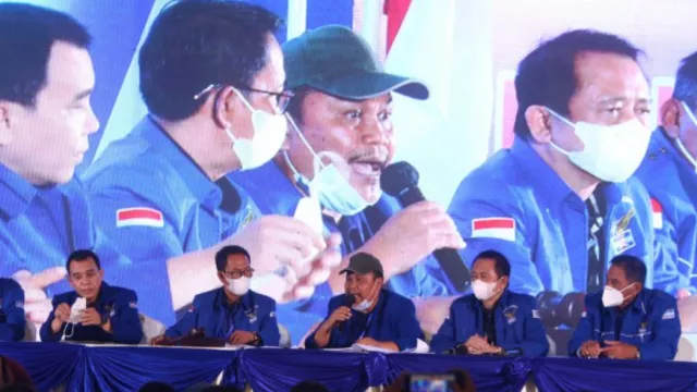 Kubu Moeldoko Mau Gabung ke AHY? Nanti Dulu ya - GenPI.co Kubu Moeldoko Mau Gabung ke AHY? Nanti Dulu ya - GenPI.co