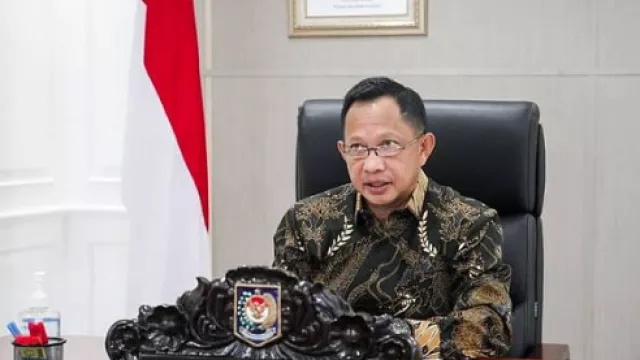 Orang Kuat Jokowi Tegas! Setop Transfer, Bobrok Daerah Kelewatan - GenPI.co