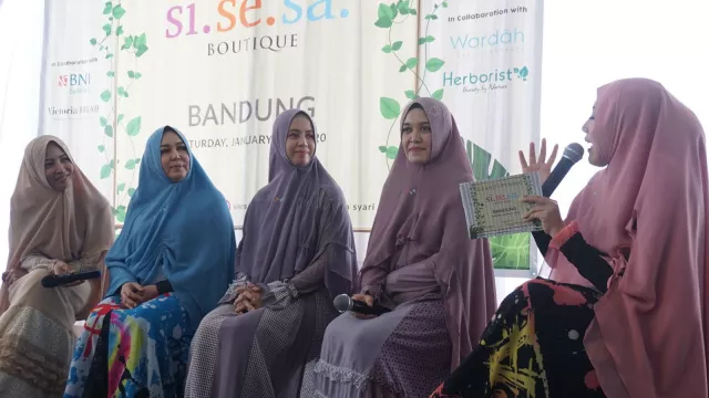 Fashion Designer Optimistis Indonesia Jadi Kiblat Muslim Dunia - GenPI.co