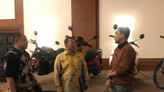 Kendaraan Listrik di Indonesia Didesain Bersuara, Pilih Mana? - GenPI.co
