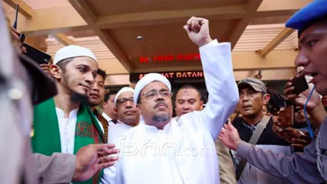 Selain Ahok, HRS Juga Seret Nama Jokowi & Raffi Ahmad di Pleidoi - GenPI.co