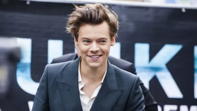 Wow, Harry Styles Bakal Beradegan Panas di Film Terbarunya! - GenPI.co