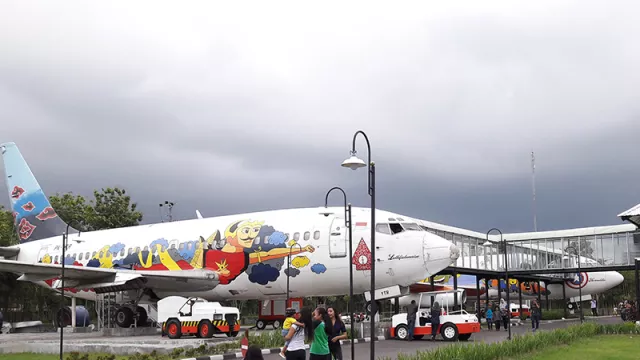 Jogja Airport Resto, Tempat Makan Unik Berbentuk Pesawat - GenPI.co