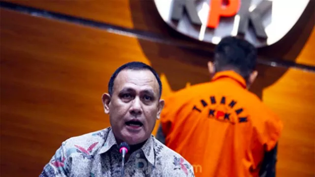 73 Guru Besar Kirim Surat ke Jokowi, Minta Firli Bahuri Diawasi! - GenPI.co