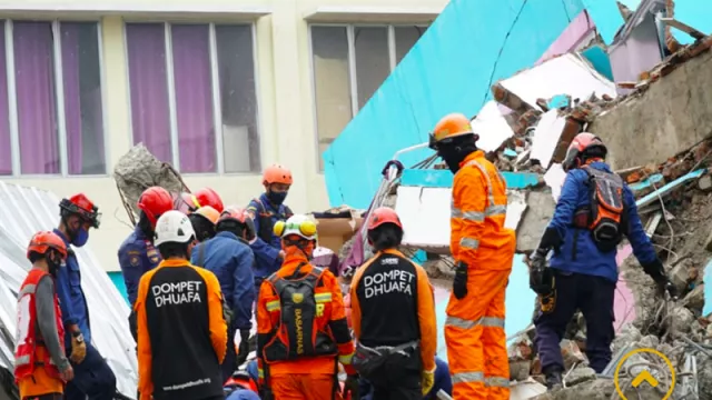 Korban Meninggal Akibat Gempa Sulbar Jadi 81 Orang, Mohon Doanya - GenPI.co
