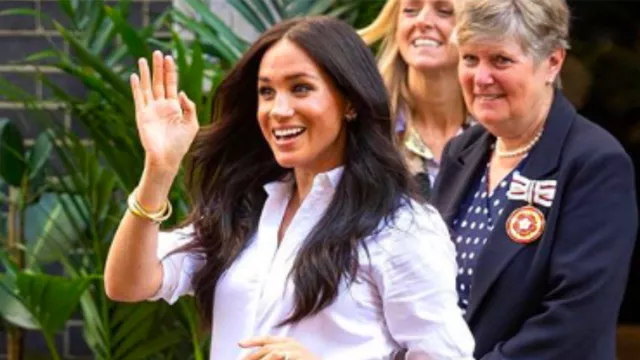 Meghan Markle Dipastikan Tak Hadir di Pemakaman Pangeran Philip - GenPI.co