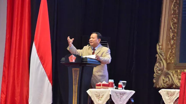 Hebat! Prabowo Subianto Jadi Menteri dengan Kinerja Paling Baik - GenPI.co