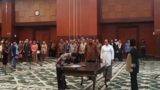 Ratusan Eselon III-IV Kementerian Sri Mulyani Hilang dari Orbit - GenPI.co