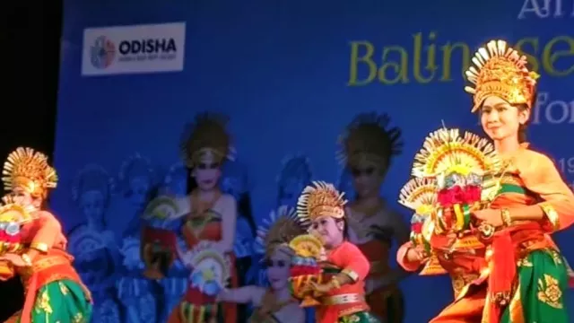Hebatnya Tarian Bali, Ribuan Masyarakat India Terhipnotis - GenPI.co