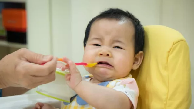 Bunda Jangan Cemas, Begini Cara Mengatasi Bayi yang Susah Makan - GenPI.co