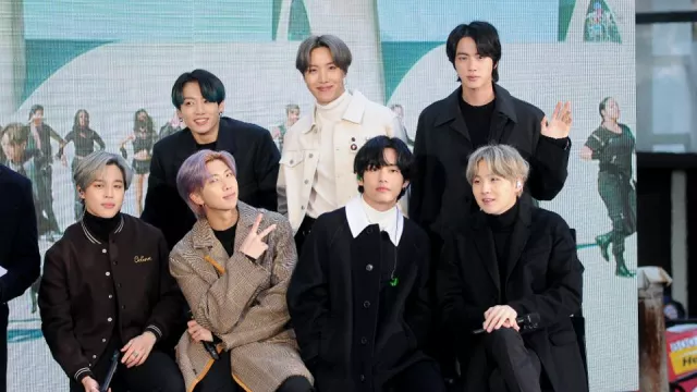 Selamat, BTS Ukir Sejarah K-pop dengan Penjualan Album Terbanyak! - GenPI.co Selamat, BTS Ukir Sejarah K-pop dengan Penjualan Album Terbanyak! - GenPI.co
