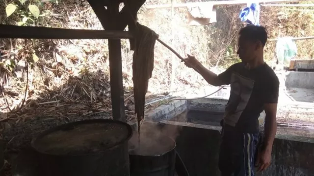 Wow, Kerajinan Batik Etnik Badui Laris di Vietnam - GenPI.co