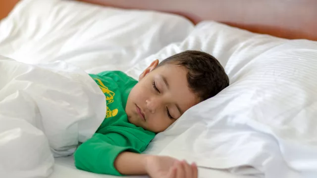 Anak Tidur Siang Cukup, Tumbuh Kembangnya Akan Optimal - GenPI.co
