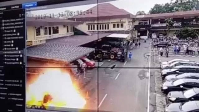 6 Fakta Mengerikan Bom Bunuh Diri Terekam CCTV di Polresta Medan - GenPI.co
