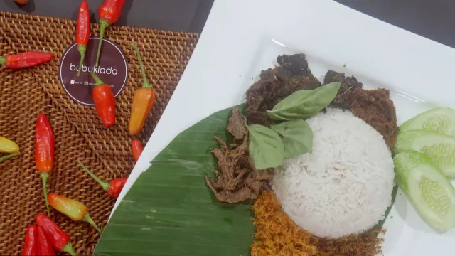 Sajikan Kuliner Nusantara, Bubuklada Resto Cocok buat Family Time - GenPI.co