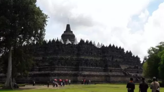 Perayaan Waisak 2021 di Candi Borobudur Diganti Virtual - GenPI.co