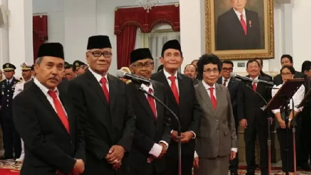 Dewan Pengawas Kumpulkan Penyidik dan Jaksa KPK, Ada Apa? - GenPI.co