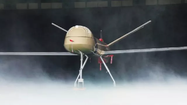 Ngeri! Presiden Jokowi Pilih Drone Elang Hitam Kombatan - GenPI.co