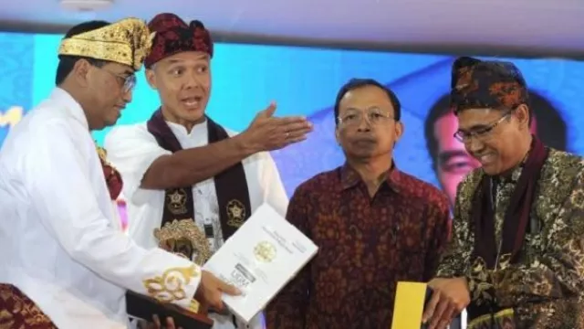 Ganjar Pranowo Top, Hanya Perlu 27 Detik untuk Jadi Ketua Kagama - GenPI.co