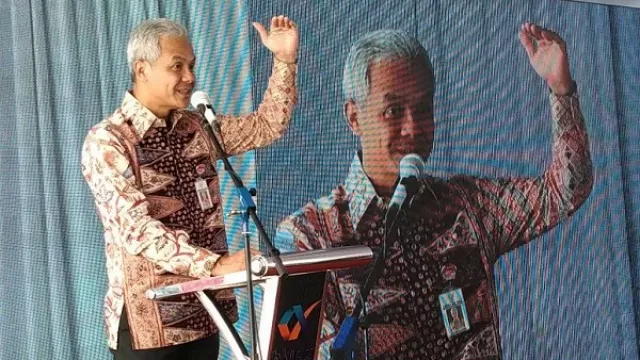 Ganjar Pranowo Top, Bisa Bikin Puyeng PDIP dan Megawati  - GenPI.co
