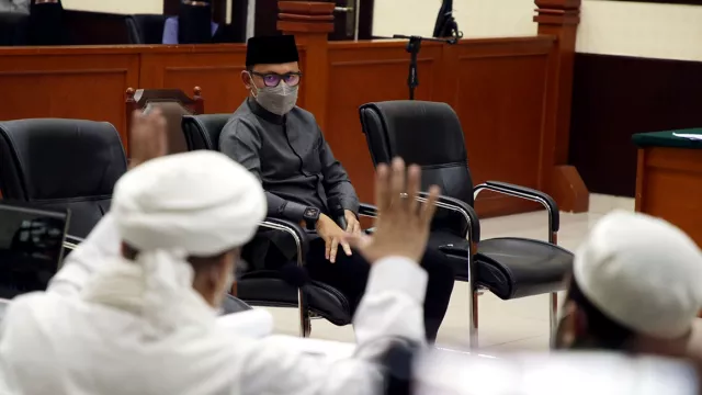 Ada Keanehan, Akhirnya Habib Rizieq Bikin Bima Arya Mengakui Ini - GenPI.co