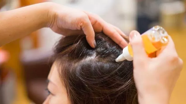 Rambutmu Tipis dan Sering Rontok? Atasi dengan 3 Hair Tonic Lokal - GenPI.co