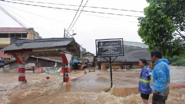 BNPB: Curah Hujan Awal 2020 Tertinggi Sejak Banjir Besar 1996 - GenPI.co