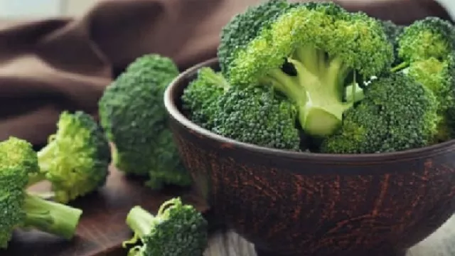 Nggak Nyangka! Rutin Makan Brokoli Ternyata Bisa Bikin Otak Encer - GenPI.co