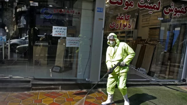 Iran Mencekam Gegara Virus Corona, Manusia Berjatuhan di Jalan - GenPI.co