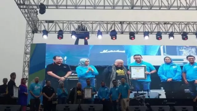 Bebas Polusi, Karnaval Jakarta Langit Biru Cetak Rekor MURI - GenPI.co