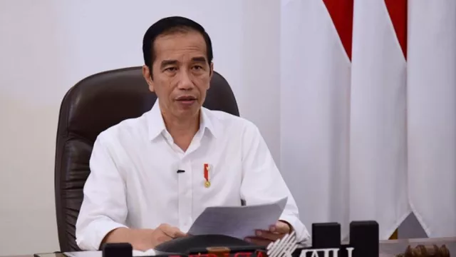Kenapa Jokowi Selalu Terkait PKI, Ini Analisis Profesor... - GenPI.co