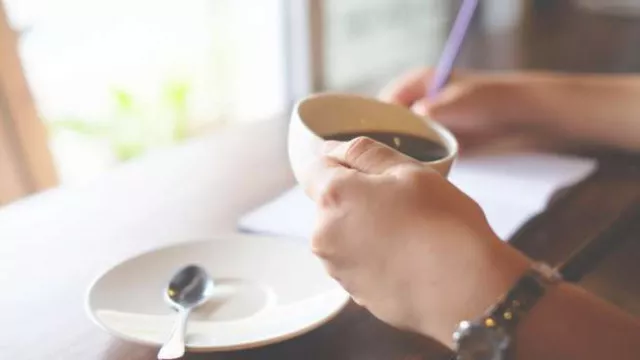 Jangan Anggap Sepele, Ini Efek Minum Kopi pada Sistem Pencernaan - GenPI.co