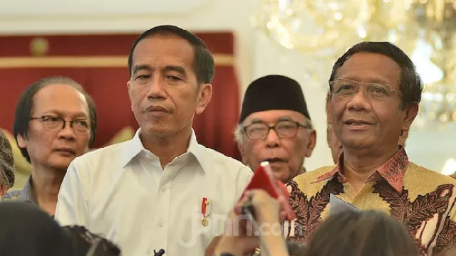 Pendukung Jokowi Rasis, Mahfud MD Mendadak Lembek - GenPI.co